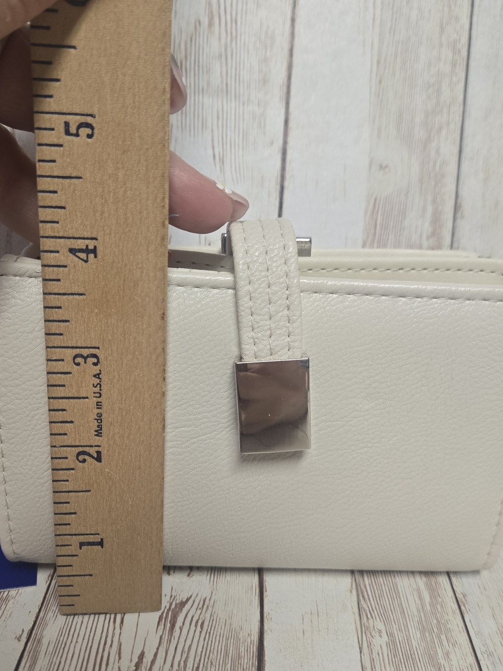 APT. 9 Abbey Indexer RFID Blocking Wallet Bone Cream NWT Safe Keeper - Picture 4 of 13